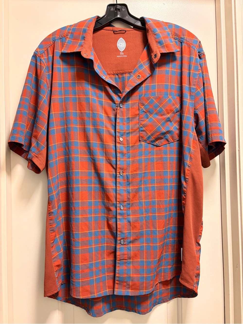 Club Room Plaid Performance Snap Button-Up Shirt – Men’s Short Sleeve Size L